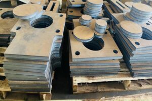 Đơn vị gia công bản mã thép, bản mã Inox các loại giá rẻ, chất lượng cao