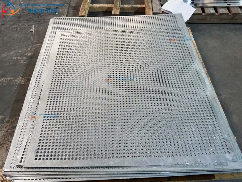 gia công đột dập tấm kim loại