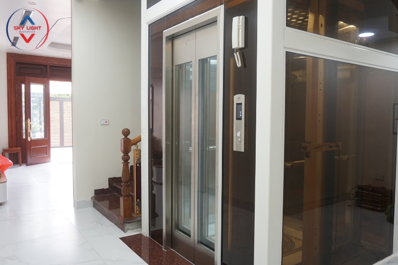 Tác động của nồm ẩm với thang máy