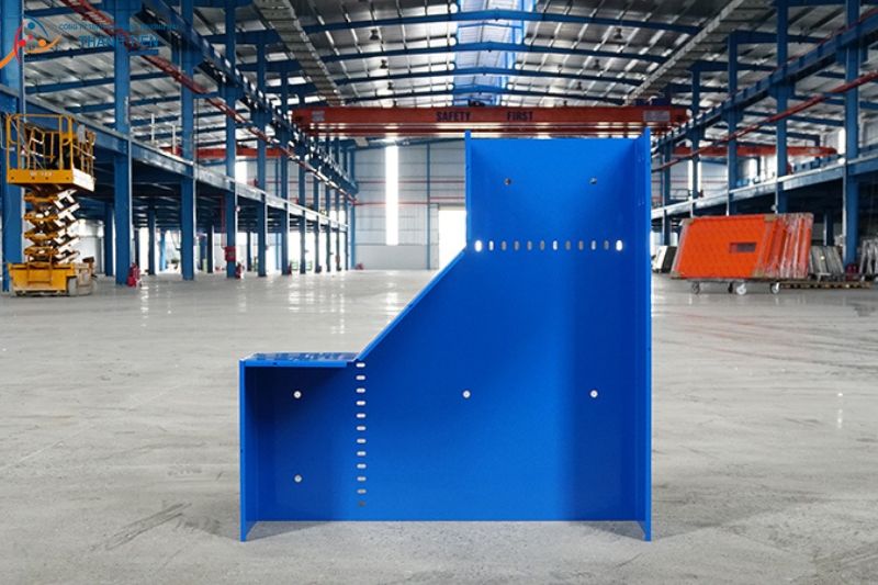 Ứng dụng thực tế của co ngang máng cáp điện