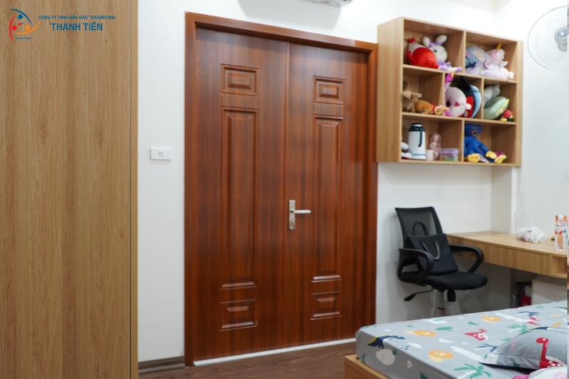 So sánh khả năng cách nhiệt của cửa thép vân gỗ so với cửa nhôm kính