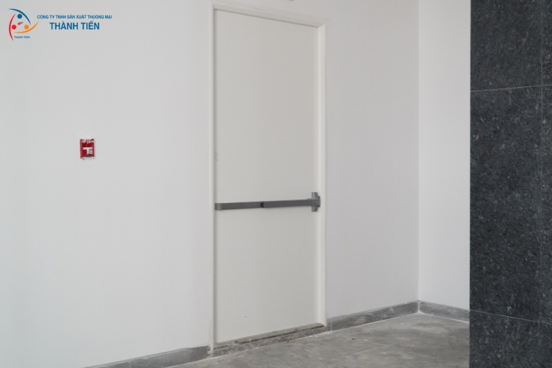 Vì sao nên chọn mua cửa chống cháy chất lượng?