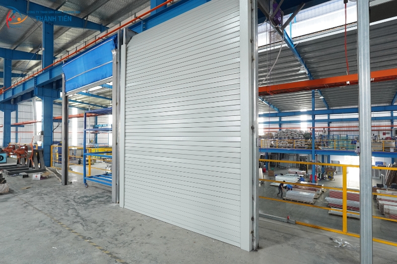 Những lý do nên lắp đặt cửa cuốn chống cháy 120 phút
